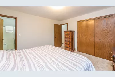 2009 Kedron Boulevard, Zion, IL 60099 - Photo 16