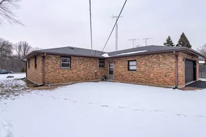 2009 Kedron Boulevard, Zion, IL 60099 - Photo 24