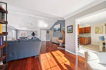 301 E Evergreen Avenue, Mount Prospect, IL 60056 - Photo 12