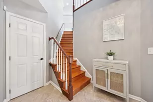 301 E Evergreen Ave, Mount Prospect, IL 60056 - Photo 4