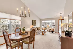 1216 Darnell Dr, Mundelein, IL 60060 - Photo 4