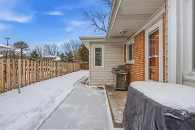2818 Farrell Avenue, Park Ridge, IL 60068 - Photo 42