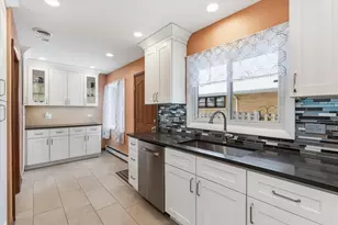 2818 Farrell Ave, Park Ridge, IL 60068 - Photo 14