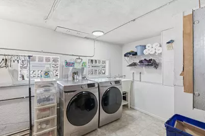 2818 Farrell Avenue, Park Ridge, IL 60068 - Photo 34