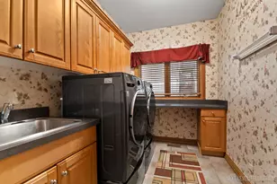 4205 Royal Fox Dr, Saint Charles, IL 60174 - Photo 48