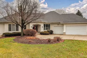 4205 Royal Fox Dr, Saint Charles, IL 60174 - Photo 1