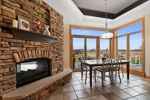 4205 Royal Fox Dr, Saint Charles, IL 60174 - Photo 24