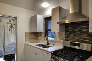 35W325 Lambert Ave, Saint Charles, IL 60174 - Photo 4