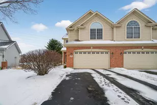 1171 Kingsmill Dr, Algonquin, IL 60102 - Photo 2