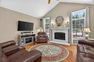 1171 Kingsmill Dr, Algonquin, IL 60102 - Photo 16