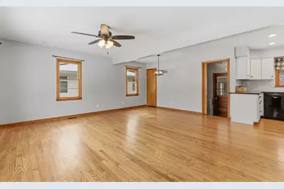 311 Crescent Drive, Sycamore, IL 60178 - Photo 6