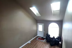 1782 Pebble Beach Cir, Elgin, IL 60123 - Photo 8