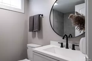 10100 S Luella Ave, Chicago, IL 60617 - Photo 26