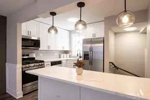 10100 S Luella Ave, Chicago, IL 60617 - Photo 20