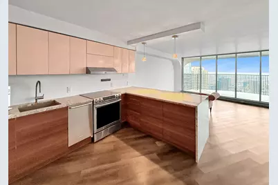 [Address not provided], Chicago, IL 60654 - Photo 2