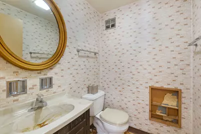 7745 Beckwith Road, Morton Grove, IL 60053 - Photo 14