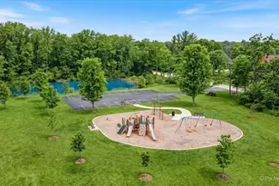 39691 Orchard Bluff Ln, Wadsworth, IL 60083 - Photo 46