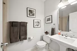 146 N Walnut St, Elmhurst, IL 60126 - Photo 14