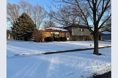 20937 Ron Lee Drive, Shorewood, IL 60404 - Photo 2