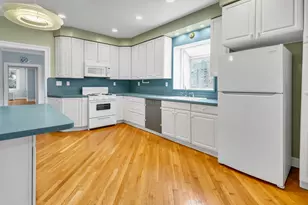 3636 Oak Park Ave, Berwyn, IL 60402 - Photo 8