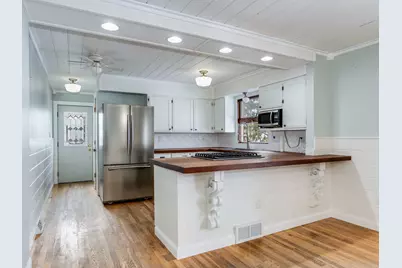 347 Holiday Drive, Somonauk, IL 60552 - Photo 8