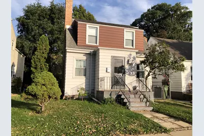 9545 S Troy Avenue, Evergreen Park, IL 60805 - Photo 1