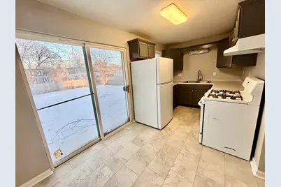 206 Hosmer Street, Loves Park, IL 61111 - Photo 4