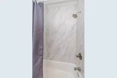 7751 S Phillips Avenue, Chicago, IL 60649 - Photo 14