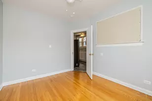 7751 S Phillips Ave, Chicago, IL 60649 - Photo 26