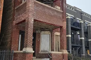 5319 S Calumet Ave, Chicago, IL 60615 - Photo 1