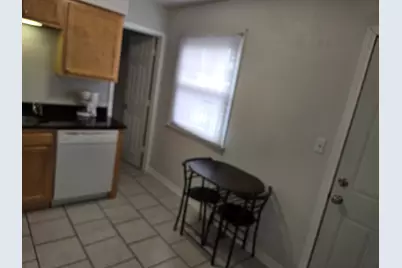 [Address not provided], Rockford, IL 61109 - Photo 12