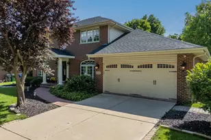 14961 Saw Grass Ln, Homer Glen, IL 60491 - Photo 2