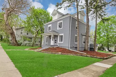 209 E Washington Street, West Chicago, IL 60185 - Photo 2