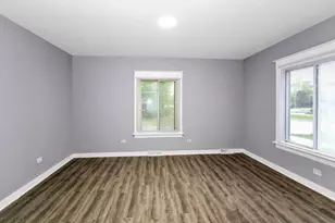 209 E Washington St, West Chicago, IL 60185 - Photo 22