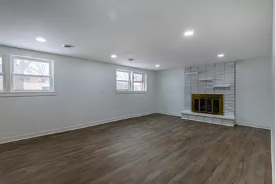 9558 S Sacramento Avenue, Evergreen Park, IL 60805 - Photo 24