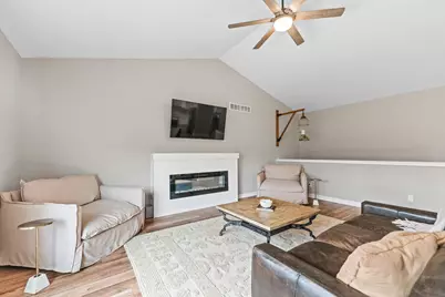 6551 S Westwood Avenue, Rochelle, IL 61068 - Photo 10