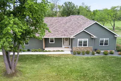 6551 S Westwood Avenue, Rochelle, IL 61068 - Photo 2