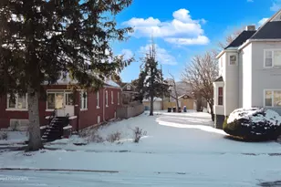 9318 S Cregier Ave, Chicago, IL 60617 - Photo 1