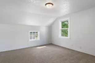 1186 24th St, Moline, IL 61265 - Photo 22