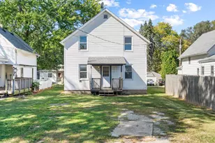 1186 24th St, Moline, IL 61265 - Photo 6