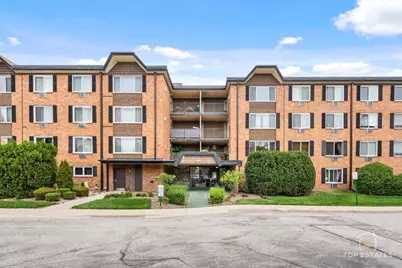 1227 S Old Wilke Road #201, Arlington Heights, IL 60005 - Photo 1