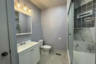 1446 W Irving Park Rd, Chicago, IL 60613 - Photo 38