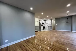 1446 W Irving Park Rd, Chicago, IL 60613 - Photo 10