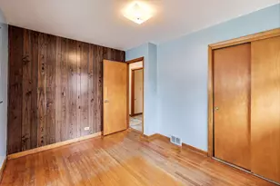 738 N Parker St, Elmhurst, IL 60126 - Photo 12