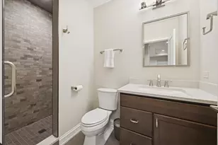 217 S Bodin St, Hinsdale, IL 60521 - Photo 32