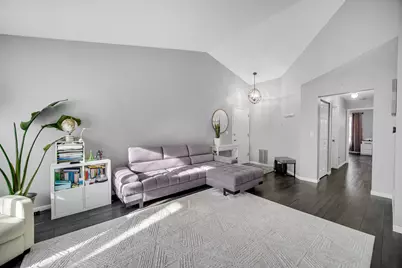 1471 Fairlane Drive #2A, Schaumburg, IL 60193 - Photo 2