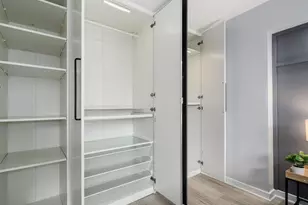 3950 N Lake Shore Dr, Chicago, IL 60613 - Photo 14