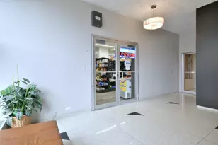 3950 N Lake Shore Dr, Chicago, IL 60613 - Photo 20