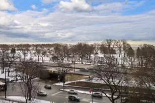 3950 N Lake Shore Dr, Chicago, IL 60613 - Photo 6