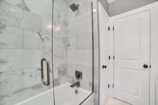 5165 N Canfield Ave, Norridge, IL 60706 - Photo 16